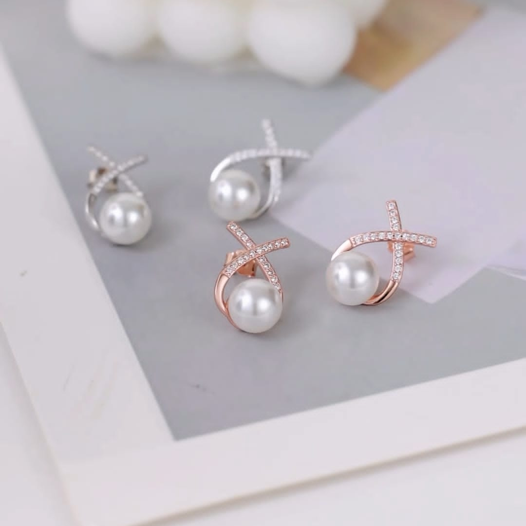 Cocktail Rose Gold Earrings featuring pearls and diamonds, crafted from 925 Sterling Silver with Rhodium e-coat and Rose Gold Plating. Comes with authenticity certificate.